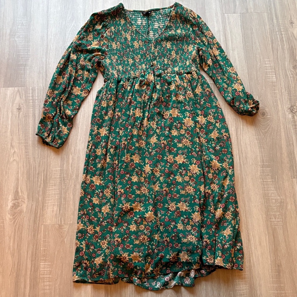 Torrid Green Floral Long-Sleeve Dress